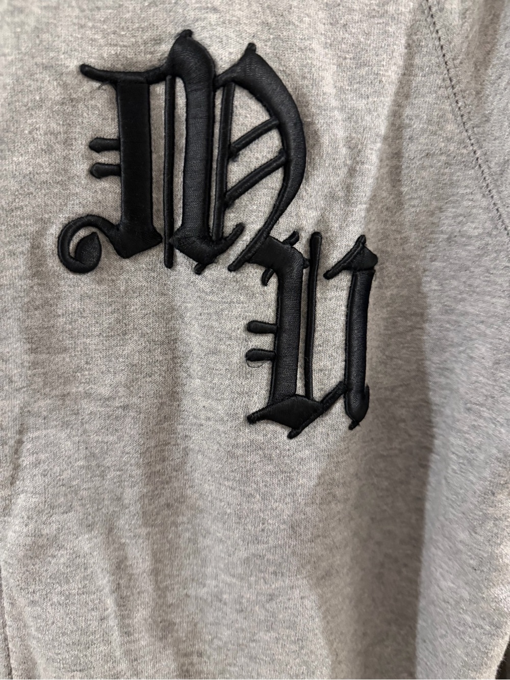 Nike Manchester United hooded sweatshirt from the 2011-12 season - Picture 2 of 10